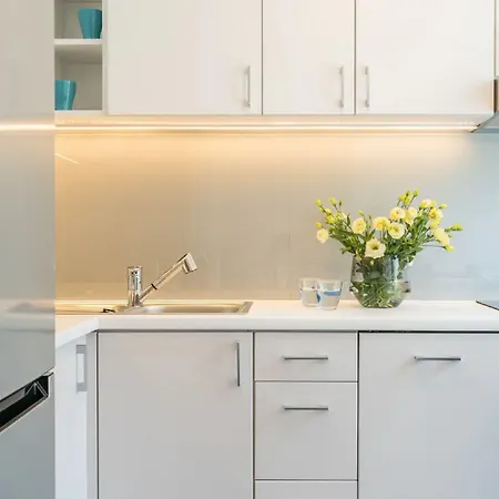 Lägenhet Dabrowskiego By The Railway Station *