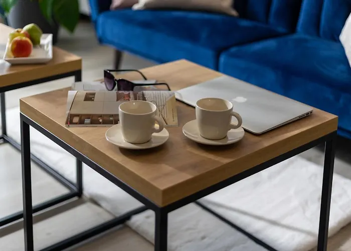 Dabrowskiego By The Railway Station Apartamento