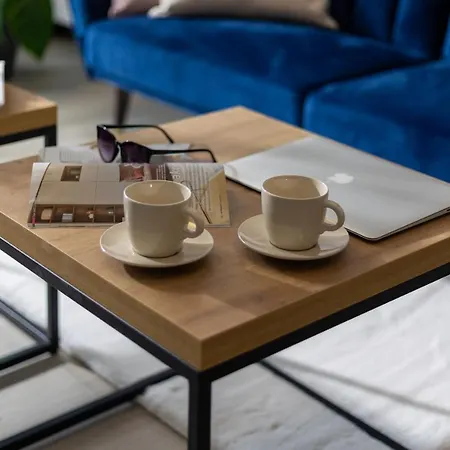 Dabrowskiego By The Railway Station Apartamento