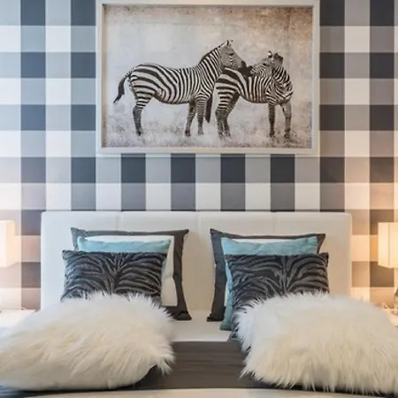 Dabrowskiego By The Railway Station Wrocław