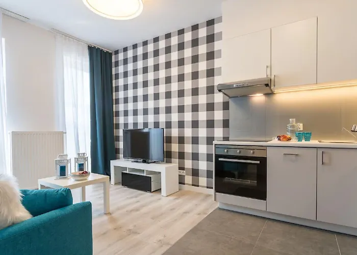 Dabrowskiego By The Railway Station * ヴロツワフ