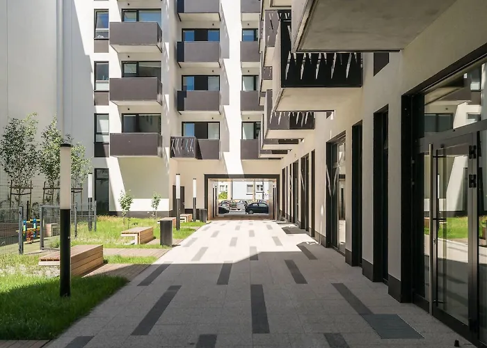 Dabrowskiego By The Railway Station ヴロツワフ