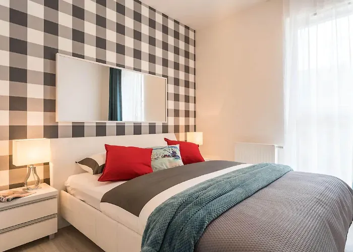 Dabrowskiego By The Railway Station アパート ヴロツワフ