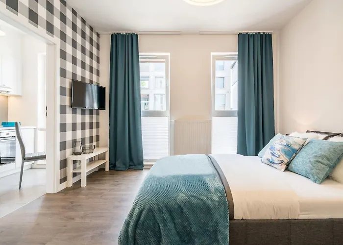 Dabrowskiego By The Railway Station * ヴロツワフ